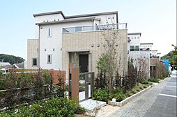 【オナーズヒル稲城向陽台No.6　現地北側外観写真】