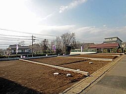 全９区画の整形地です。