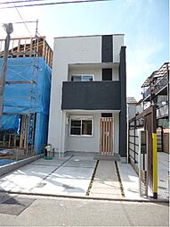 洗練かつ地域にマッチする色彩の調和を考慮した外観は住まれる方の満足感を満たします。2種の外観からお選び下さい。