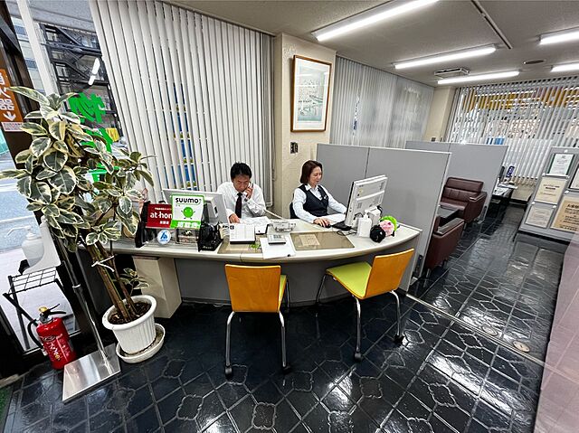 スタッフ