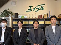 スタッフ