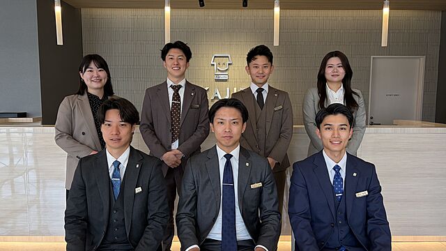 スタッフ