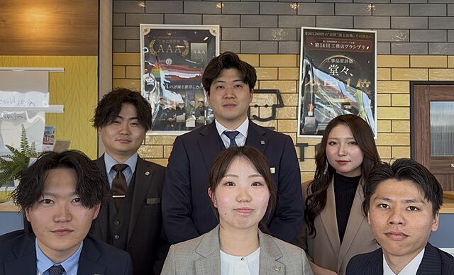 スタッフ