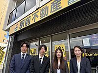 スタッフ