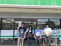 スタッフ