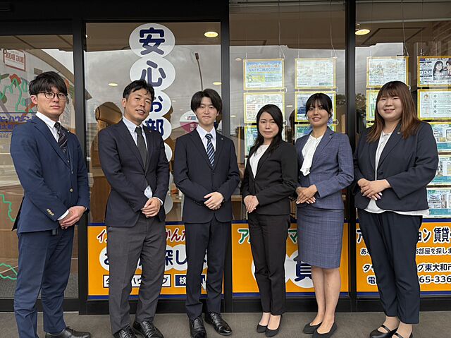 スタッフ