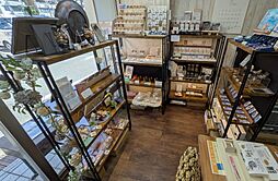 株式会社パル企画