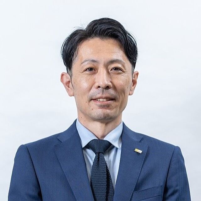 スタッフ