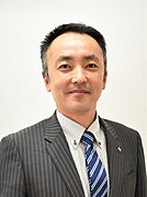 関口泰弘