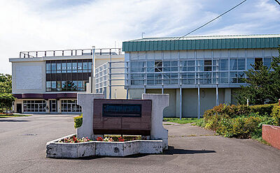 市立あやめ野小学校 (徒歩8分)