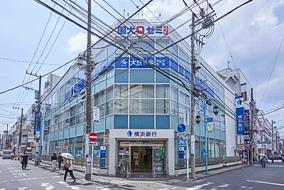 横浜銀行大船支店 約1,040m（徒歩13分）