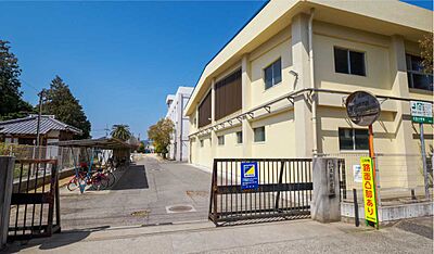 市立太田小学校 約230m(徒歩3分)