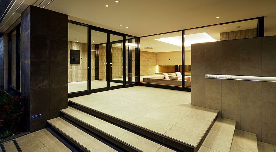 リビオ浦安北栄ブライト エントランス<br />
