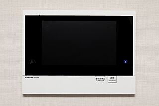 ルジェンテ横浜桜木町 カラーモニター付きインターホン