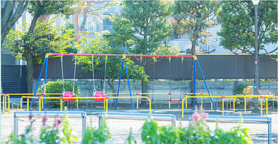 世田谷区立山下公園 約20m（徒歩1分）