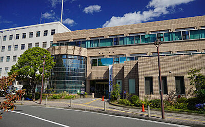 神奈川区役所 （徒歩17分）