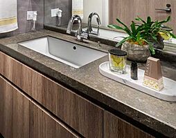 プレミスト京都 三条堀川 設備