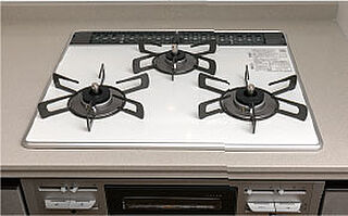 サンクレイドル高崎VII パールクリスタル三ツ口ガスコンロ