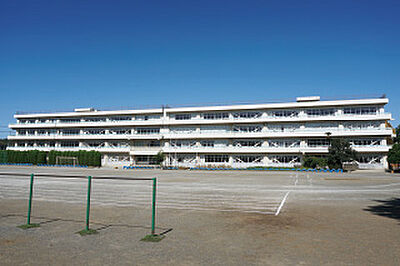飯能市立富士見小学校【通学区】 約720m(徒歩9分)