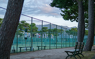 芦屋公園テニスコート 約360m（徒歩5分）
