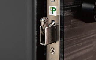 レ・ジェイド名古屋丸の内 鎌式デッドボルト