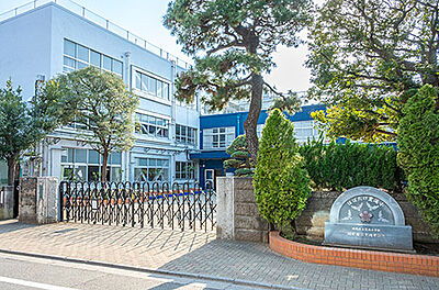 区立豊渓小学校 約690m(徒歩9分)