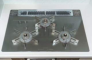 アルファステイツ能登川駅 3口ガラストップコンロ