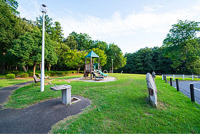 源流の森公園 約410m（徒歩6分）