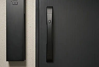 ジオ京都西院 玄関電池錠