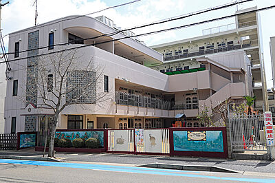 ブルーノの森保育園 約580m(徒歩8分)