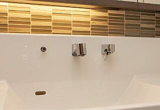 エクセレントシティ平井 ザ・レジデンス ハイバックカウンター