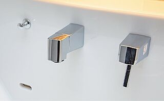 エクセレントシティ久米川ステーションサイド タッチレス水栓