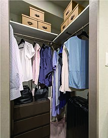 プレシス蓮田ステーションフロント ウォークインクローゼット