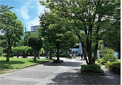 鈴谷東公園 約570m(徒歩8分)