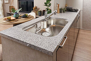 ジオ船橋夏見 キッチン天板一体型フラットカウンター