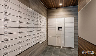 ヴェリテ金剛ルネ クロスサイト 宅配ボックス