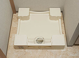 ヴェリテ神戸ポートアイランド 防水パン手前ガード<br />
