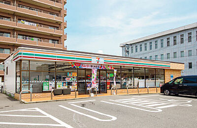 セブン-イレブン博多井相田2丁目店 約260m(徒歩4分)