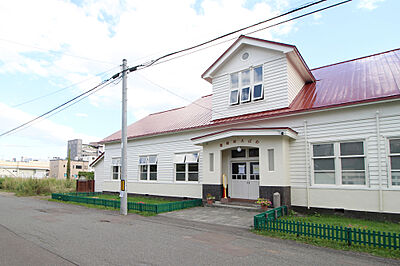 札幌ルター学園めばえ幼稚園 約30m（徒歩1分）