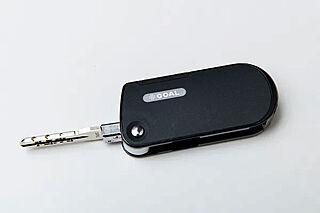 エステムコート御堂筋あびこIIフェアリー ハンズフリーキー採用