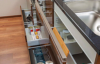 プレサンス ロジェ 上前津駅前 THE RESIDENCE スライド式収納