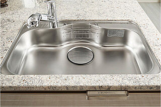 プレサンス ロジェ 西大路御池駅前 ワイド800mmの静音シンク