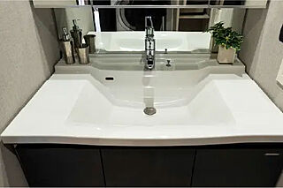 アメイズ唐津 城下の邸 一体型人造大理石カウンター