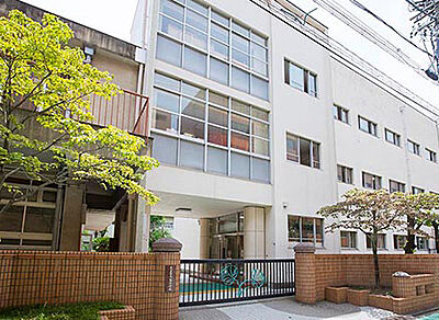 葵小学校 約850m（徒歩11分）