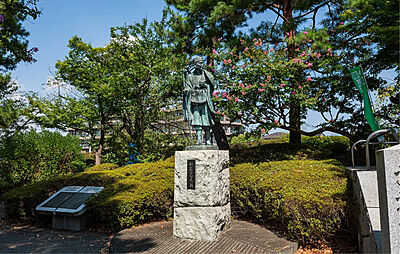 札場河岸公園 約970m(徒歩13分)