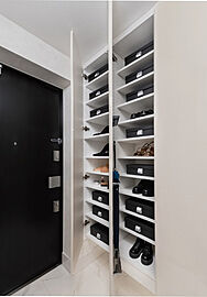 シティタワー錦糸公園 トール型下足入