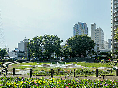 天沼弁天池公園 （徒歩10～12分）