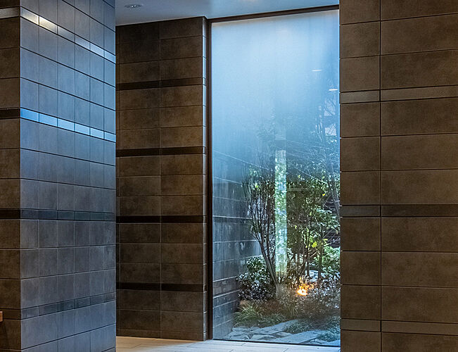 プラウド勾当台公園ディアージュ ( 第4期 2次 ) 坪庭（竣工写真）