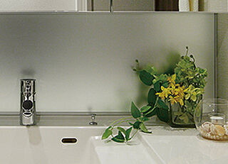 プラウドシティ所沢 ( 第2期 4次 ) 三面鏡下フロストミラー貼り