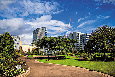 東品川海上公園 約380m(徒歩5分)